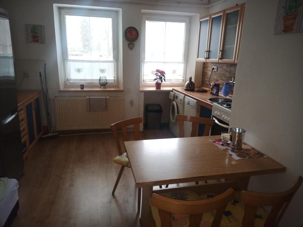 Na Cervene Louce Apartman Cheb Appartement Buitenkant foto