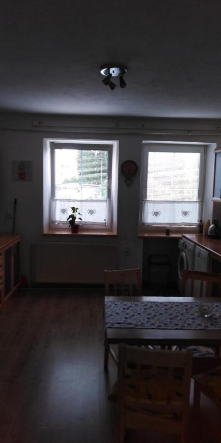 Na Cervene Louce Apartman Cheb Appartement Buitenkant foto